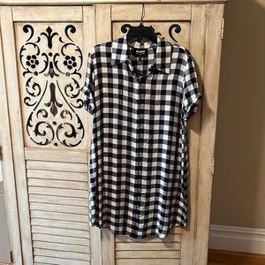 BB Dakota black and white dress